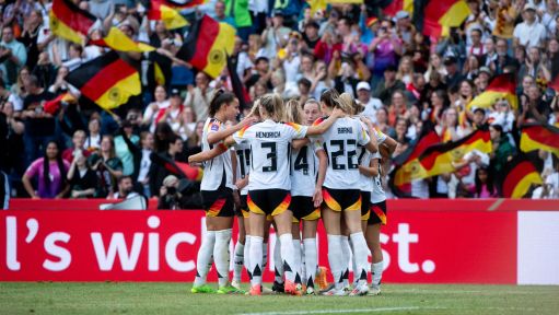 官方：马宁执法今晚苏超决赛南通队vs泰州队的比赛