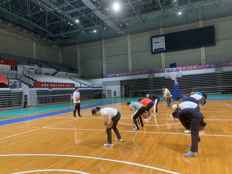 意甲媒体热议：希门尼斯经纪人表示希门尼斯从未想过离开米兰，他会留在球队