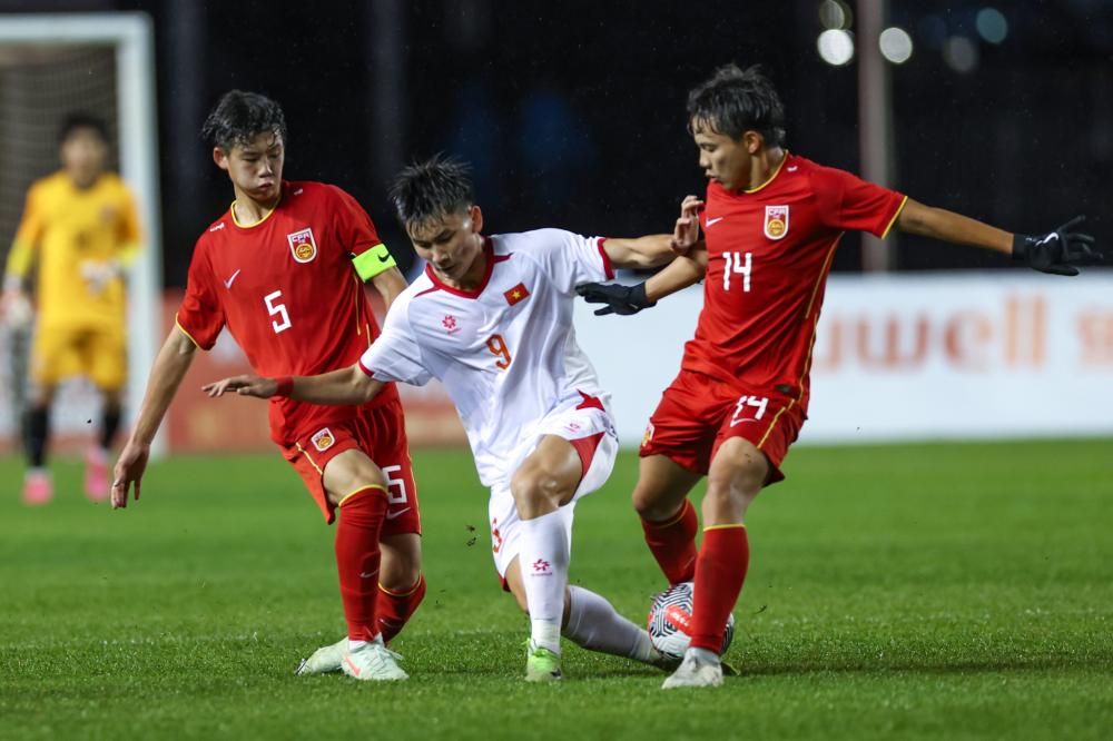 东契奇场均30.8分最高！湖人队史得分榜：老詹26.4分，科比25.1分