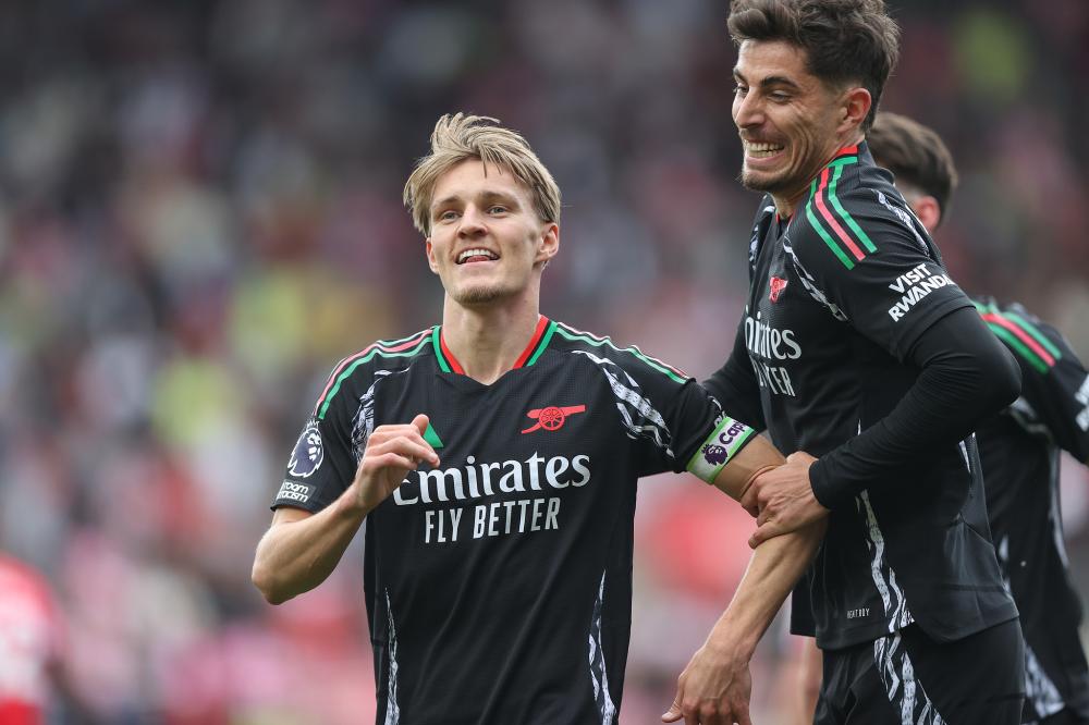 东福山矶钓遇小油扁围堵，坚守终获大黑鲷惊喜